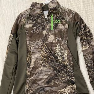 Youth XL realtree quarter zip
